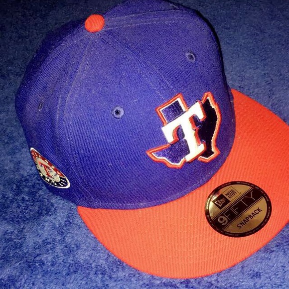 MLB, TEXAS RANGERS, SNAPBACK HAT, BLUE AND RED - Picture 2 of 4